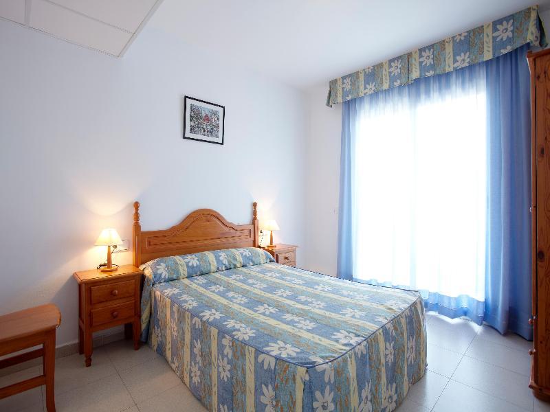 Apartamentos Intersalou Priorat Ngoại thất bức ảnh